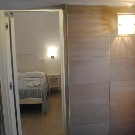 Mareluna Bed & Breakfast *