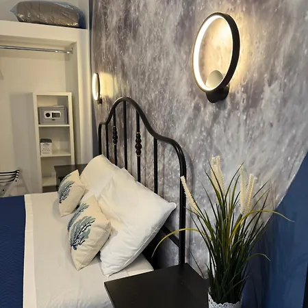 Mareluna Bed & Breakfast *